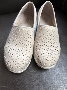 Cloudsteppers by Clarks Women's Cream Perforated Slip-On Flats